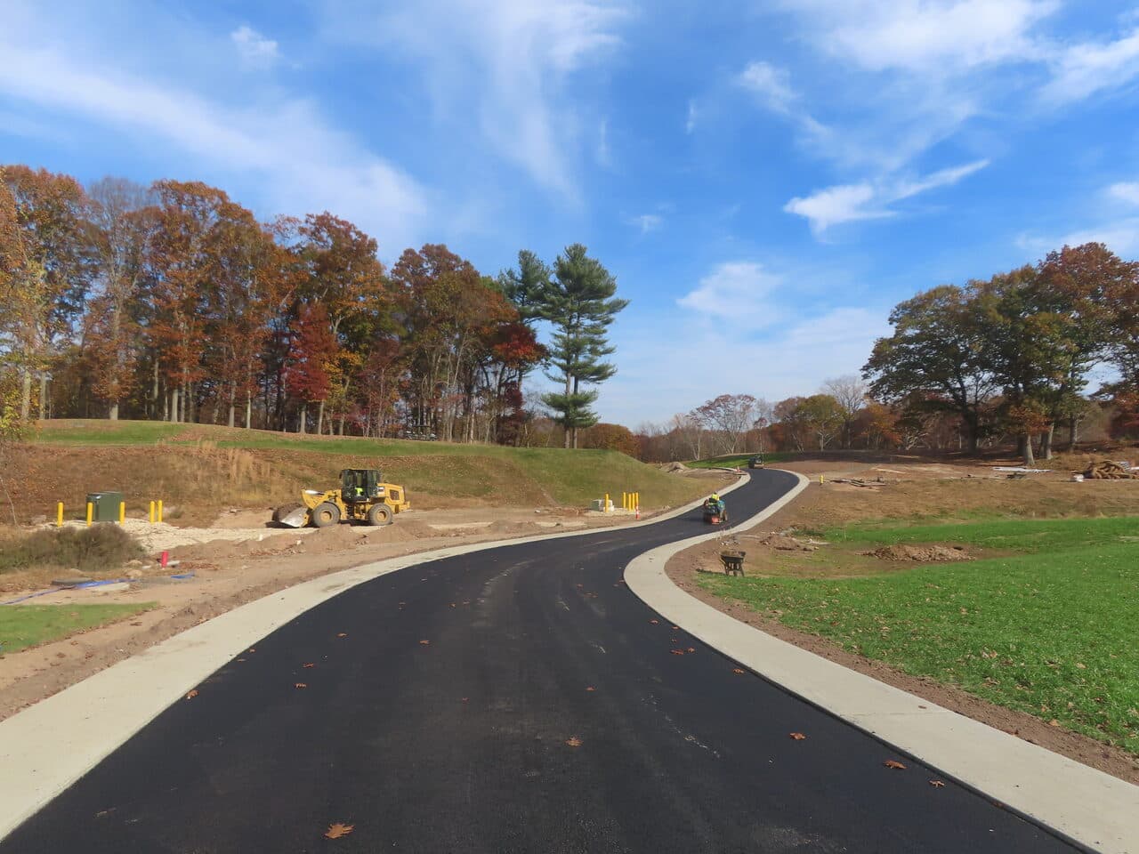 Golf Course Paving project in New Haven, CT — finished asphalt cart path with curbs